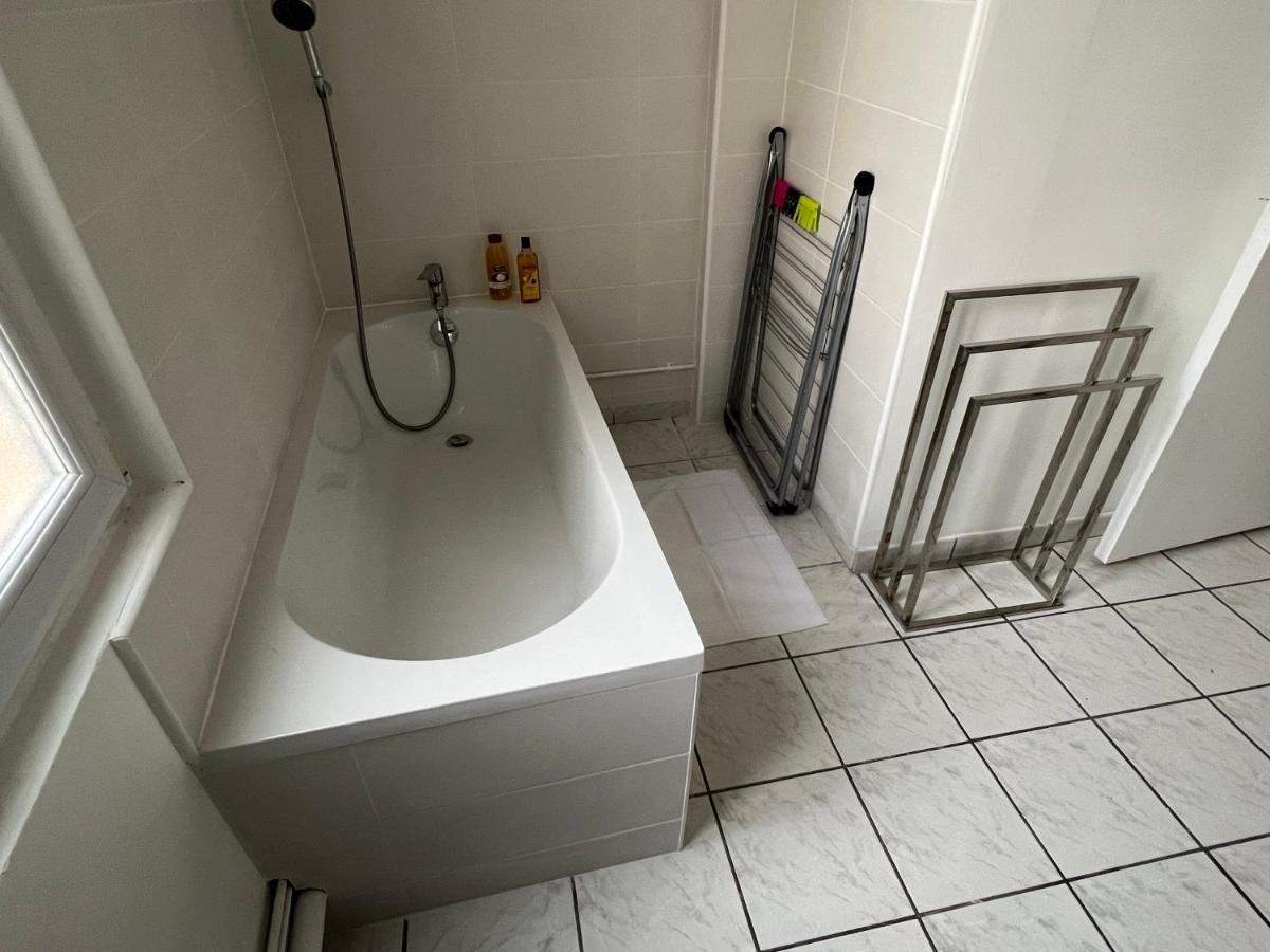 Beau 2 pièces Quartier Brindeau à 10 min à pied des Docks et 20 min de la Gare - Les Appartements Océane Le Havre Exterior foto